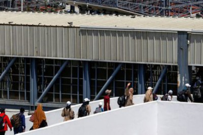 Democrats, Republicans sponsor bill to give thousands of Afghans path to citizenship