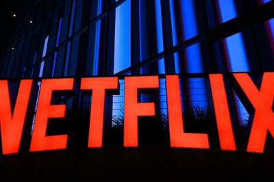 : Netflix to make fewer movies, 2 execs to depart: reports