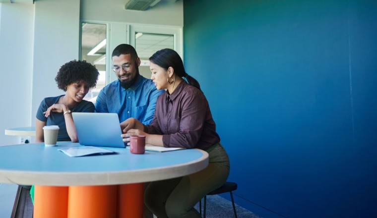 : Job seekers are being offered $9,000 more than a year ago, but workers are feeling more insecure