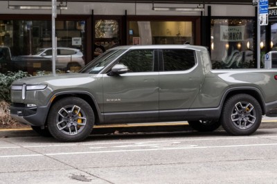 MarketWatch First Take: Rivian stock pays the price as timing of debt offering rattles investors — as does EV maker’s cash burn