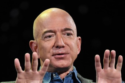 Jeff Bezos has sold 50 million Amazon shares this month, for around $8 billion